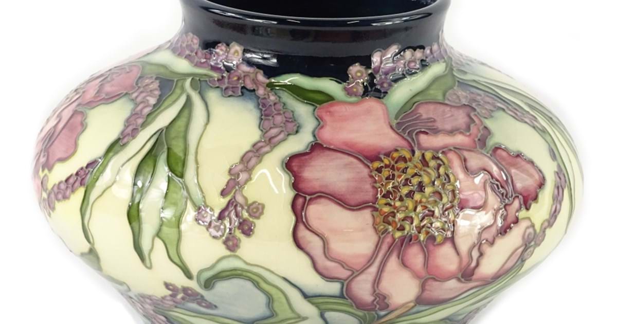 Modern Moorcroft Image