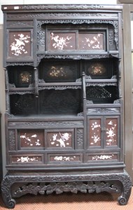 Lot 82 Meji Period Japanese Shodhana Cabinet