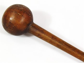 Thumbnail _lot 3002 A 19thC African rhinoceros horn knobkerrie