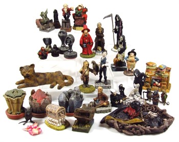 Thumbnail _lot 314 Various Clarecraft Discworld figures, to include Arnold Sideways Terry Pratchett